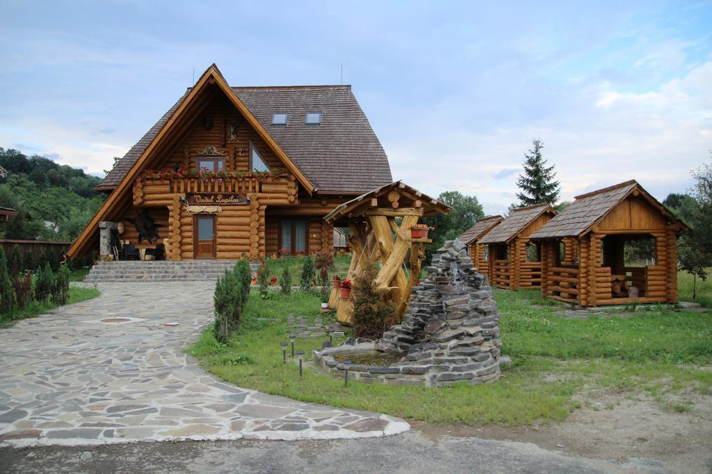 Vadul Lupilor Hotel Moisei Buitenkant foto