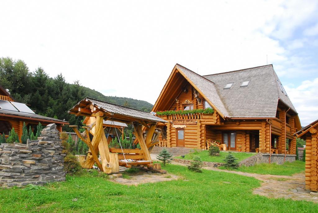Vadul Lupilor Hotel Moisei Buitenkant foto