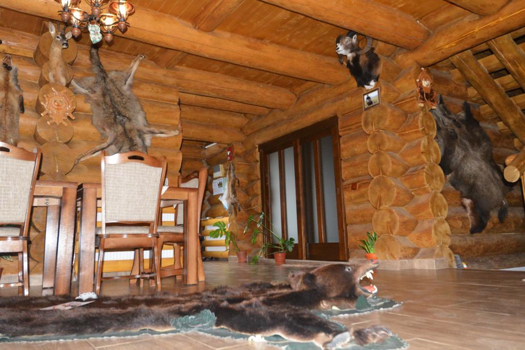Vadul Lupilor Hotel Moisei Buitenkant foto