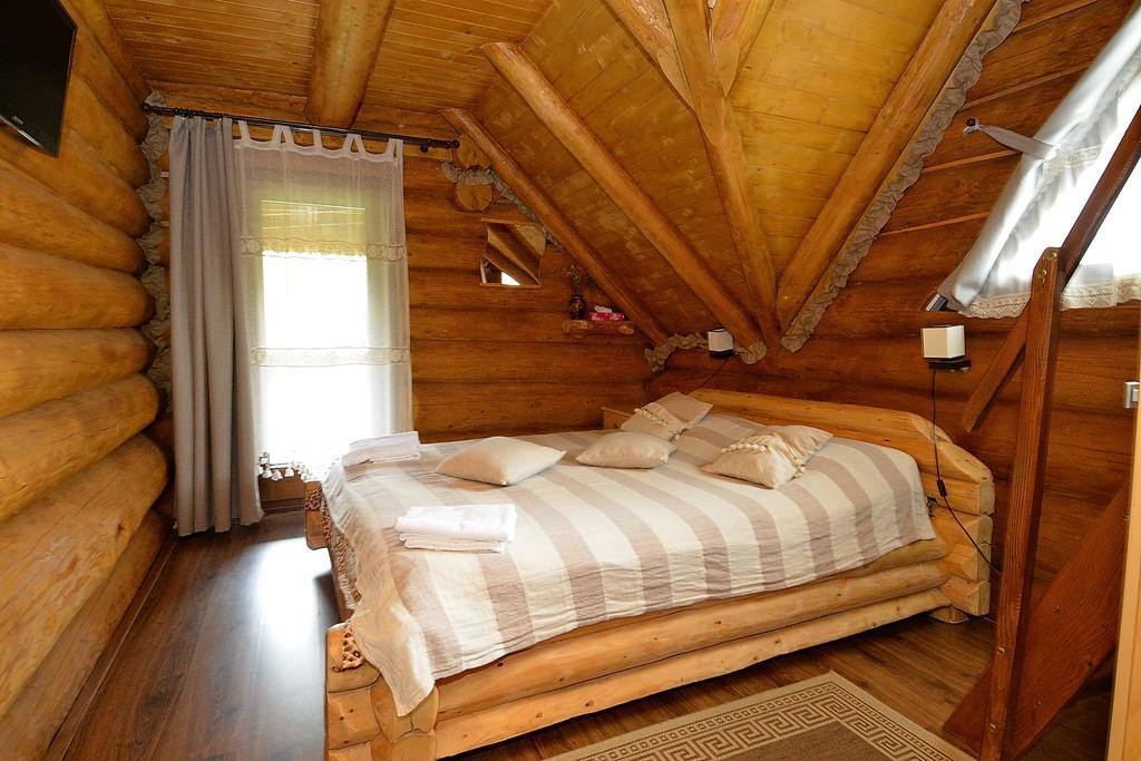 Vadul Lupilor Hotel Moisei Buitenkant foto