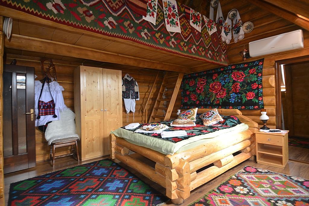 Vadul Lupilor Hotel Moisei Buitenkant foto