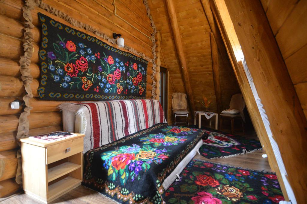 Vadul Lupilor Hotel Moisei Buitenkant foto