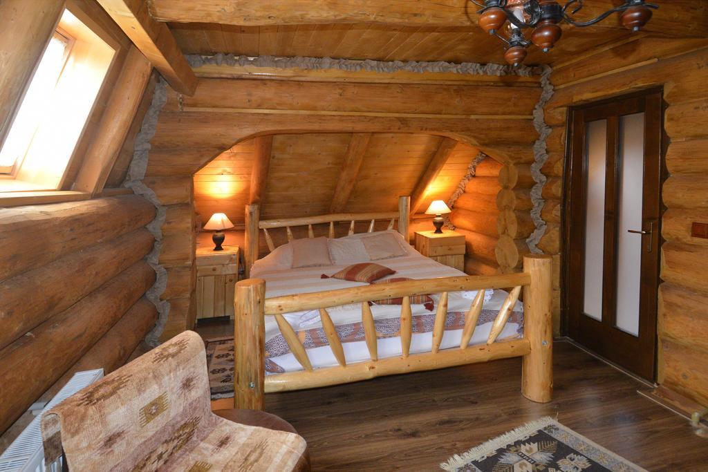 Vadul Lupilor Hotel Moisei Buitenkant foto